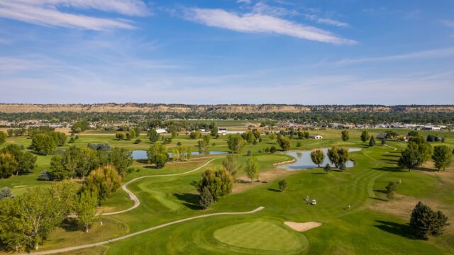 BMT Outdoor Attractions Yegen Golf