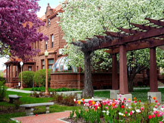 BMT_Attractions_Moss Mansion