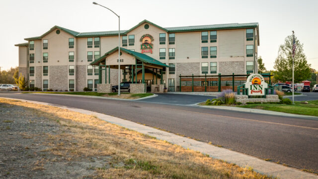 Front Exterior 2-2 (2)