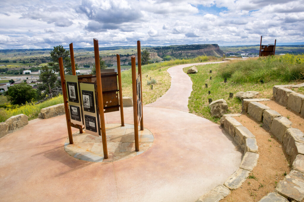 Yellowstone Kelly Interpretive panels
